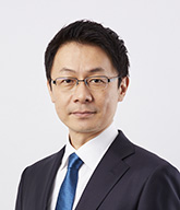 Executive Officer Shunji Ashikaga